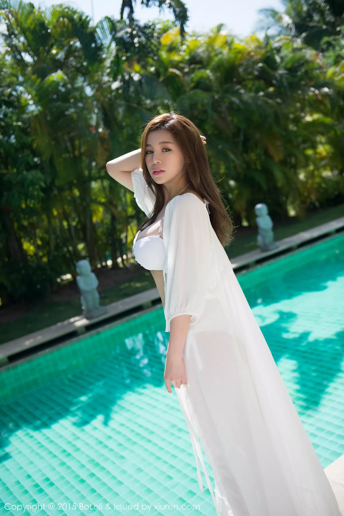 秀人集.com_[BoLoli波萝社]Vol.026_嫩模刘娅希三亚旅拍白色比基尼秀完美身材性感写真81P