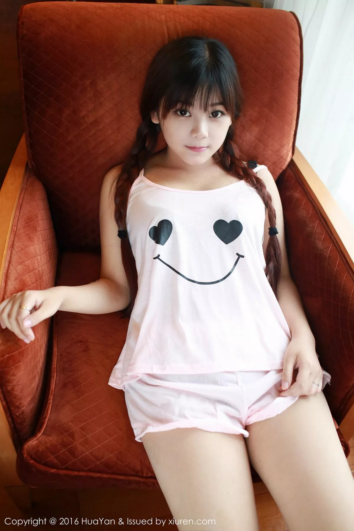 秀人集.com_[HuaYan花の颜]Vol.016_新人嫩模小月儿性感黑色女仆装黑色渔网丝袜清新写真54P