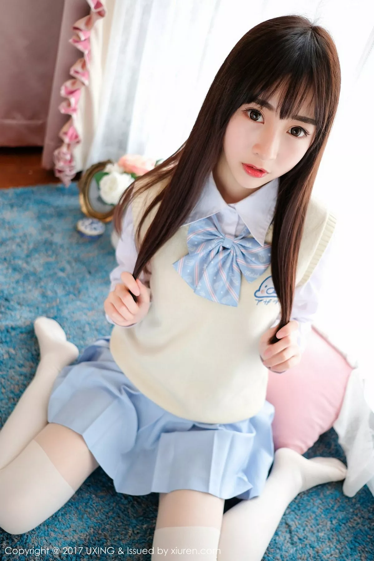 秀人集.com_[UXING优星馆]Vol.041_萝莉妹子丸子mayuki清纯学生装秀完美身材清爽迷人写真43P