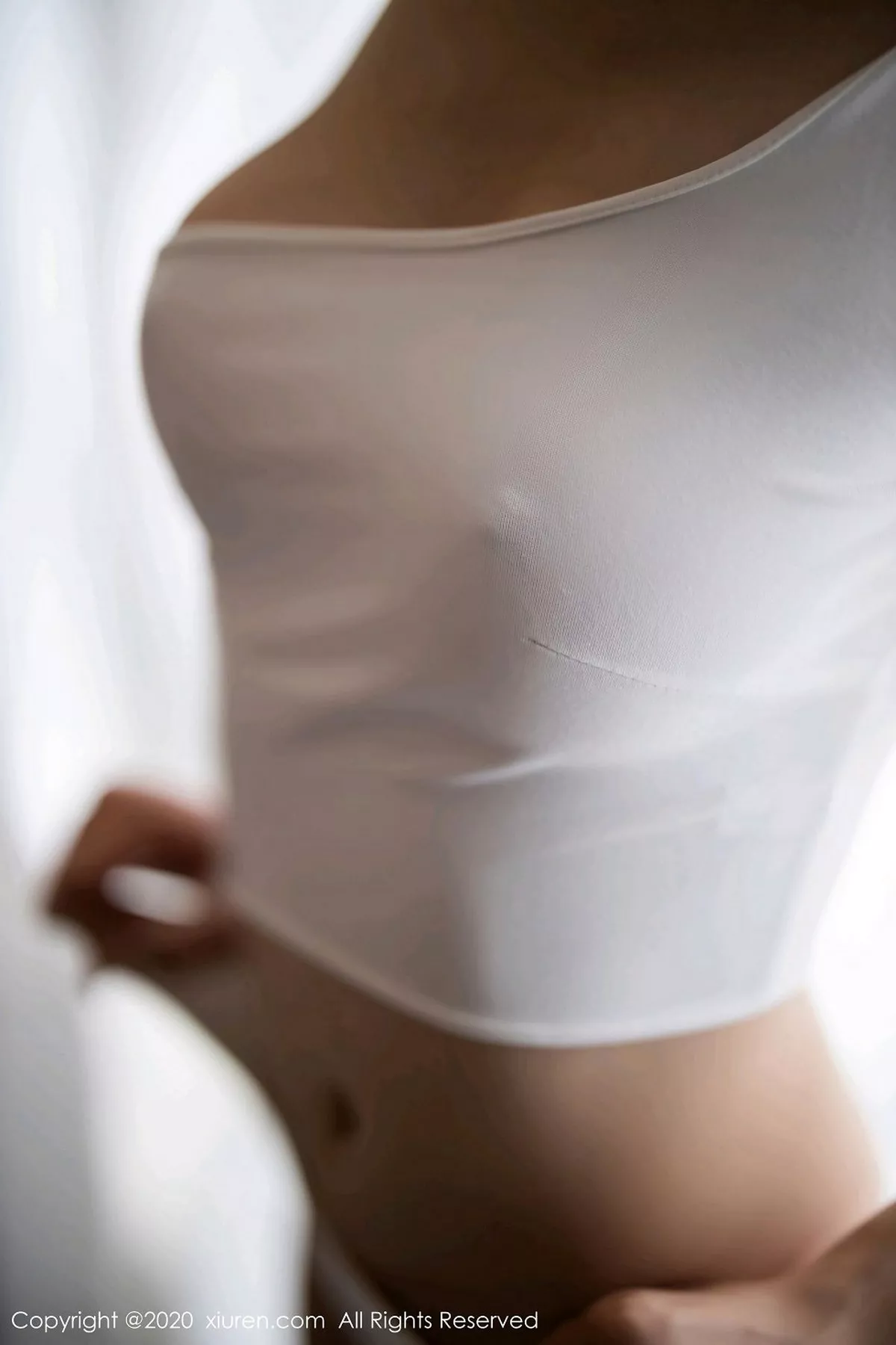 秀人集.com_[XiuRen秀人网]No.2727_嫩模梦心月心愿旅拍白色连体内衣秀高挑曼妙身材真空激凸诱惑写真70P