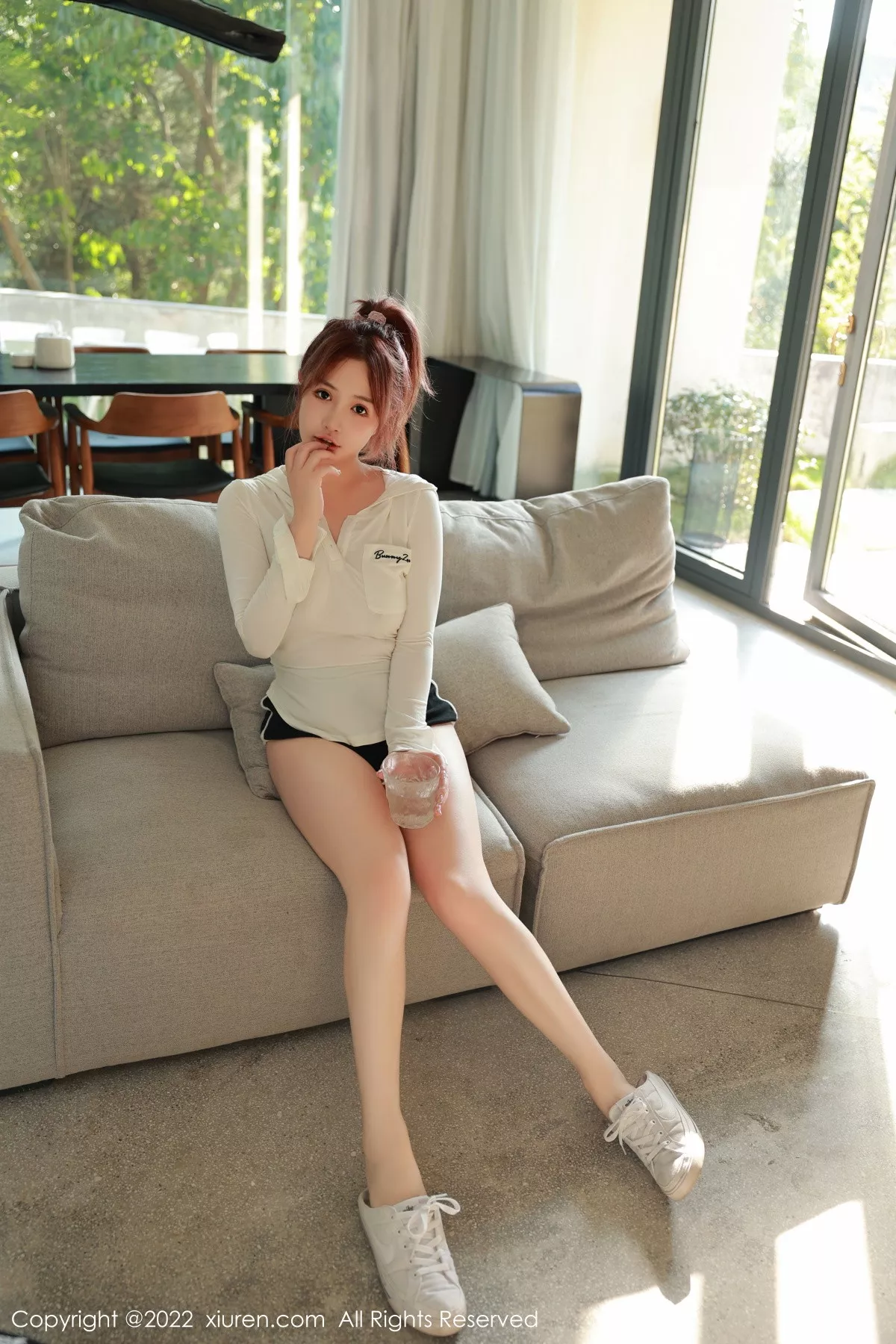 秀人集.com_[XiuRen秀人网]No.6067_模特养乐多DoDo性感白T恤配黑色内衣半脱秀完美身材诱惑写真57P