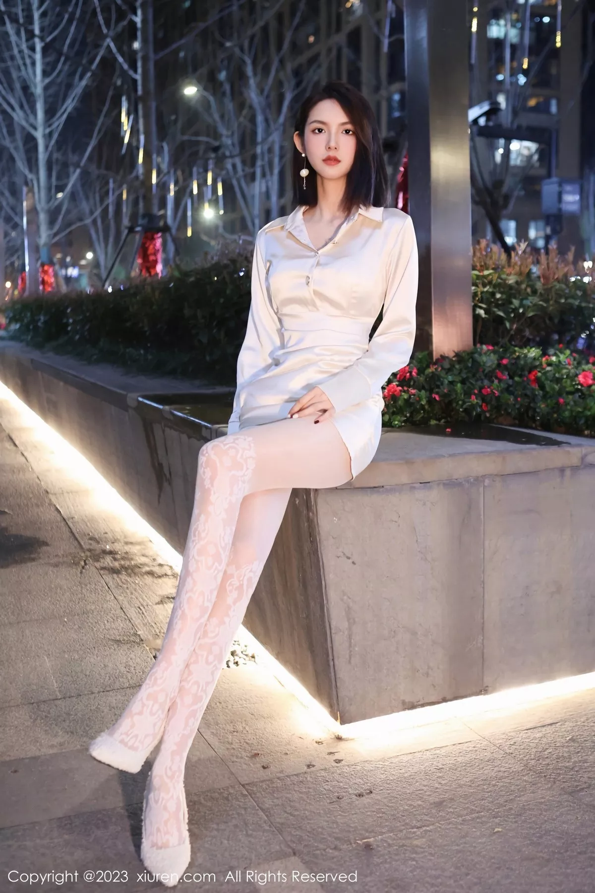 秀人集.com_[XiuRen秀人网]No.6393_模特乔一一脱性感米色连衣短裙露白色内衣秀曼妙身姿诱惑写真92P