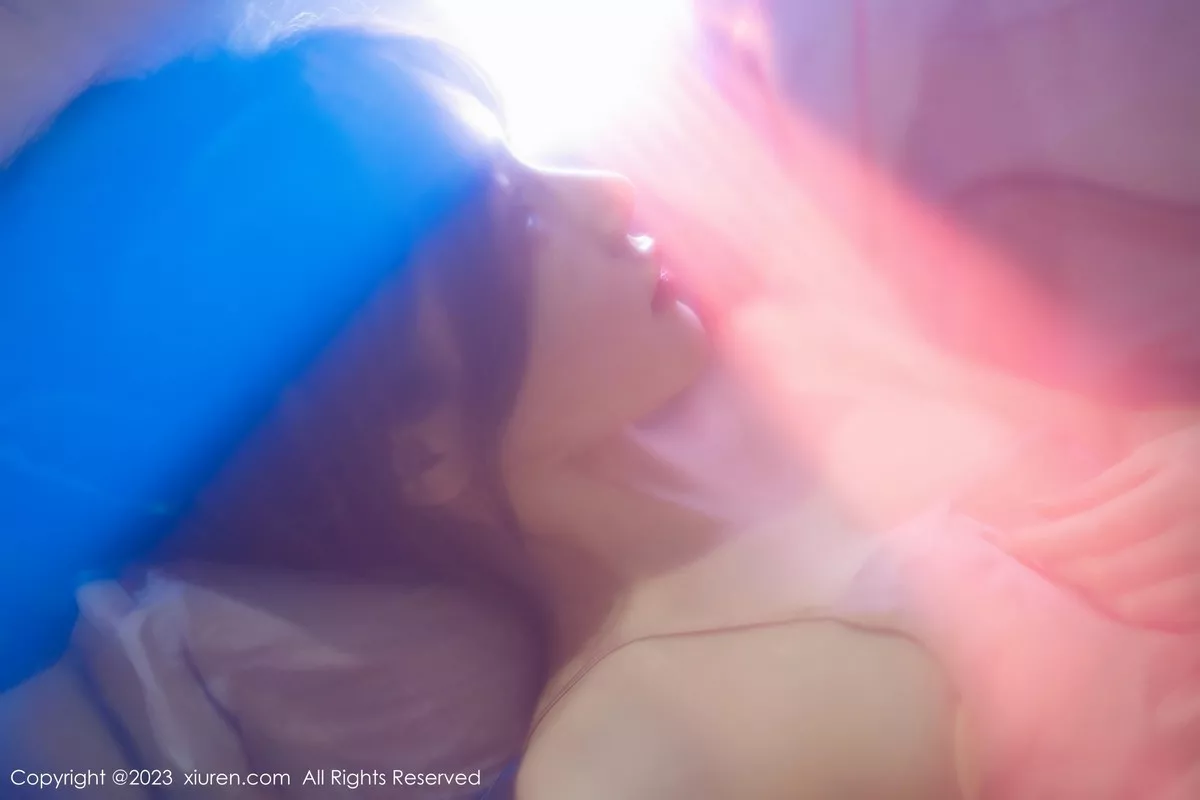 秀人集.com_[XiuRen秀人网]No.6458_模特婠婠么浴室场景性感暖色吊带服饰秀绝美身材迷人诱惑写真55P