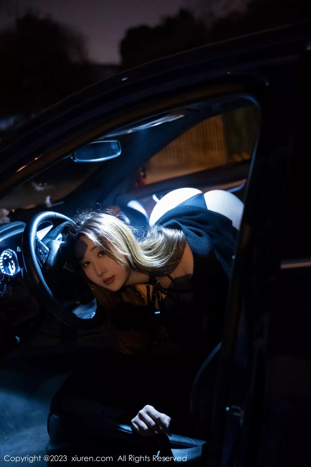 秀人集.com_[XiuRen秀人网]No.6650_模特江真真性感黑色薄透情趣内衣配黑丝吊袜秀惹火身材诱惑写真88P