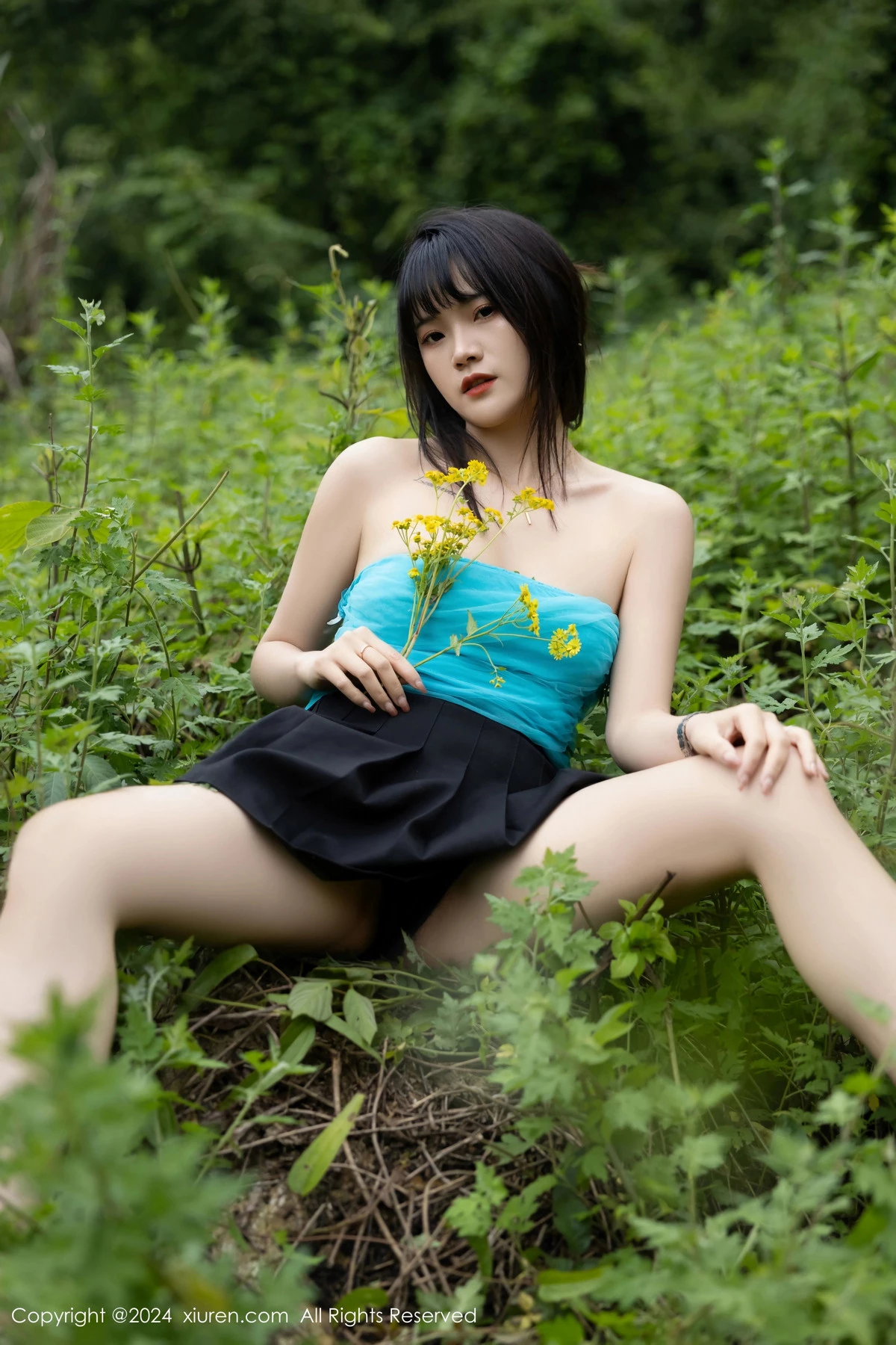 秀人集.com_[XiuRen秀人网]No.8586_模特唐安诺户外性感黑色百褶裙配黑色丝袜秀曼妙身姿迷人写真81P