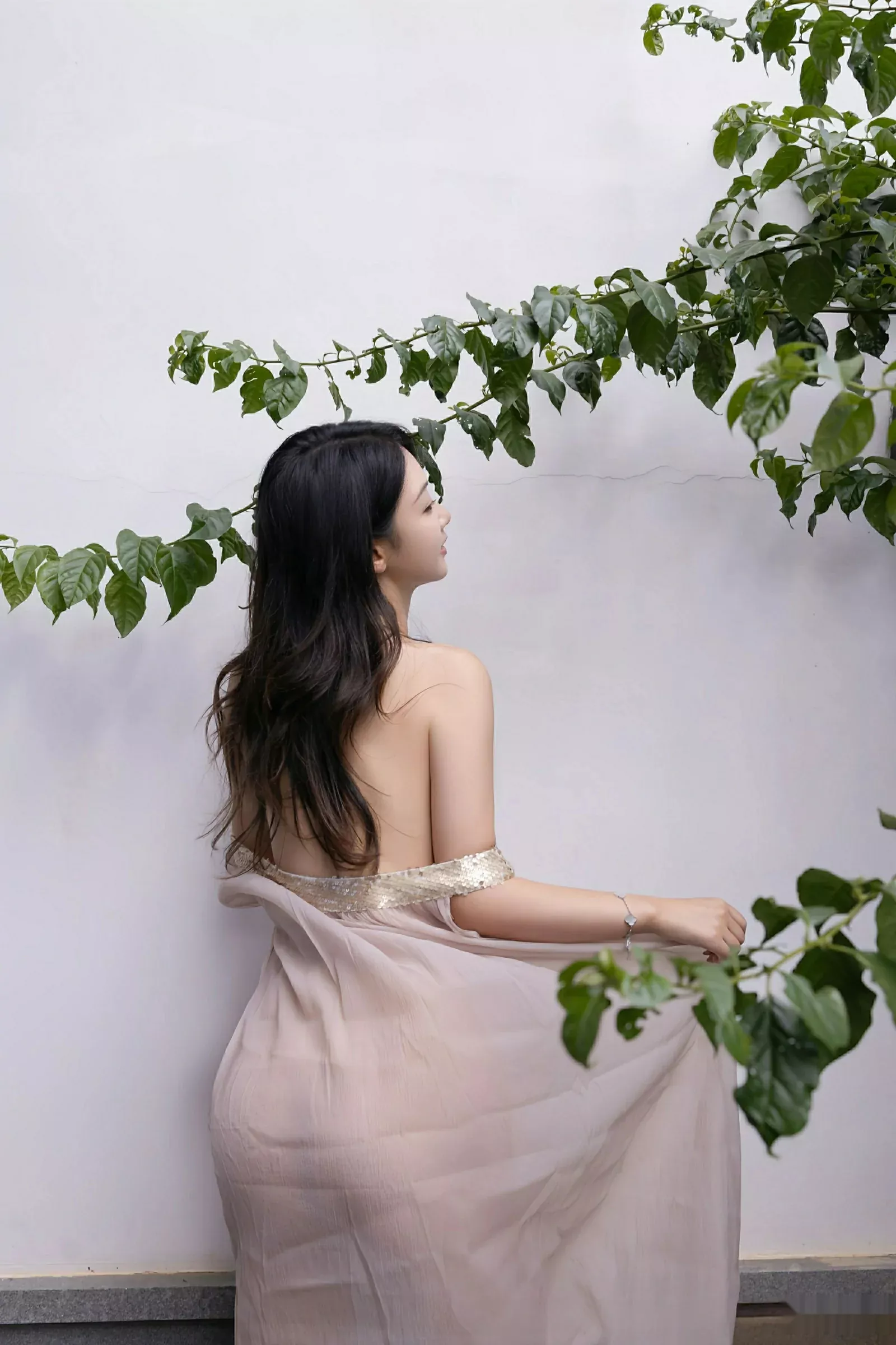 秀人集.com_[XiuRen秀人网]No.10619_模特唐安琪性感浅色薄纱服饰配超薄肉丝秀曼妙身姿完美诱惑写真81P