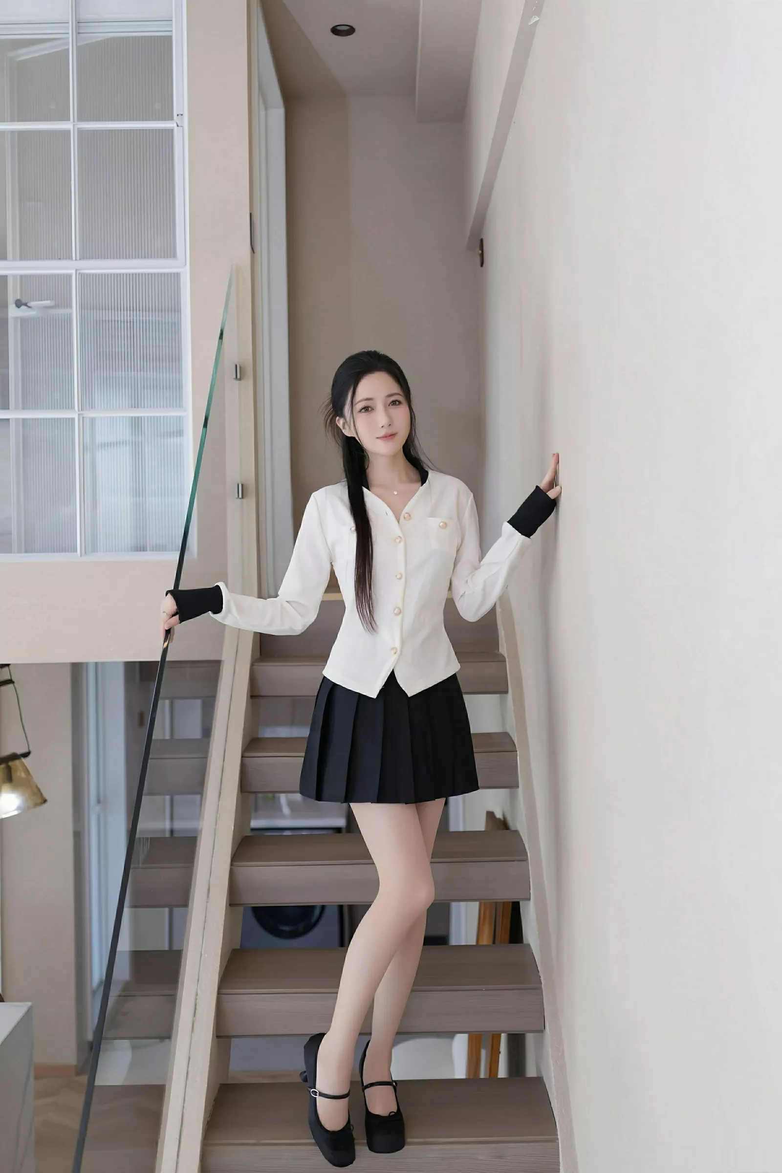 秀人集.com_[XiuRen秀人网]No.10615_模特鱼子酱Fish性感白上衣配黑短裙露超薄肉丝秀曼妙身材诱惑写真74P