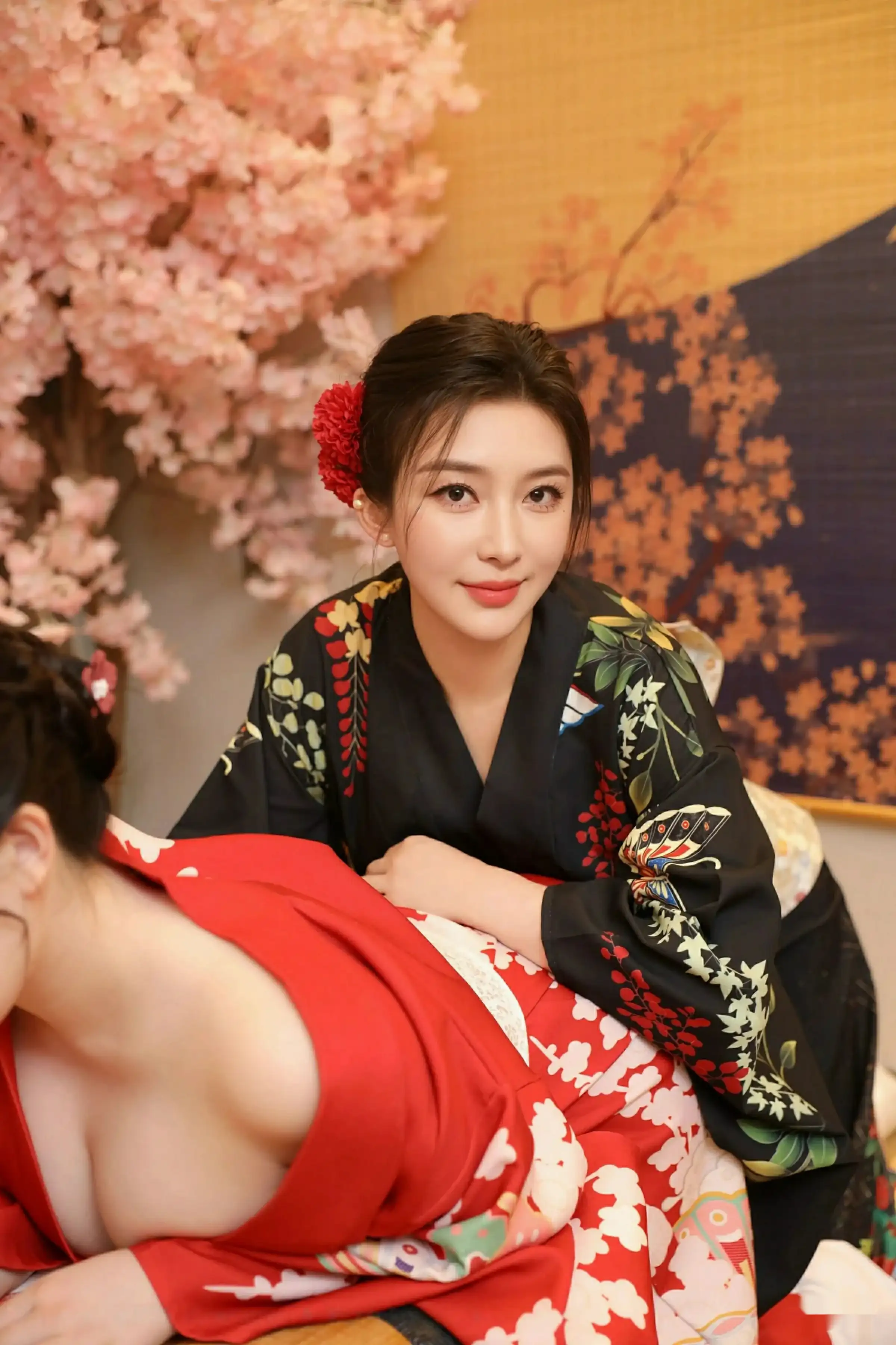 秀人集.com_[XiuRen秀人网]No.10627_模特苏一诺性感日系黑色服饰露红色内衣秀曼妙身材迷人诱惑写真80P