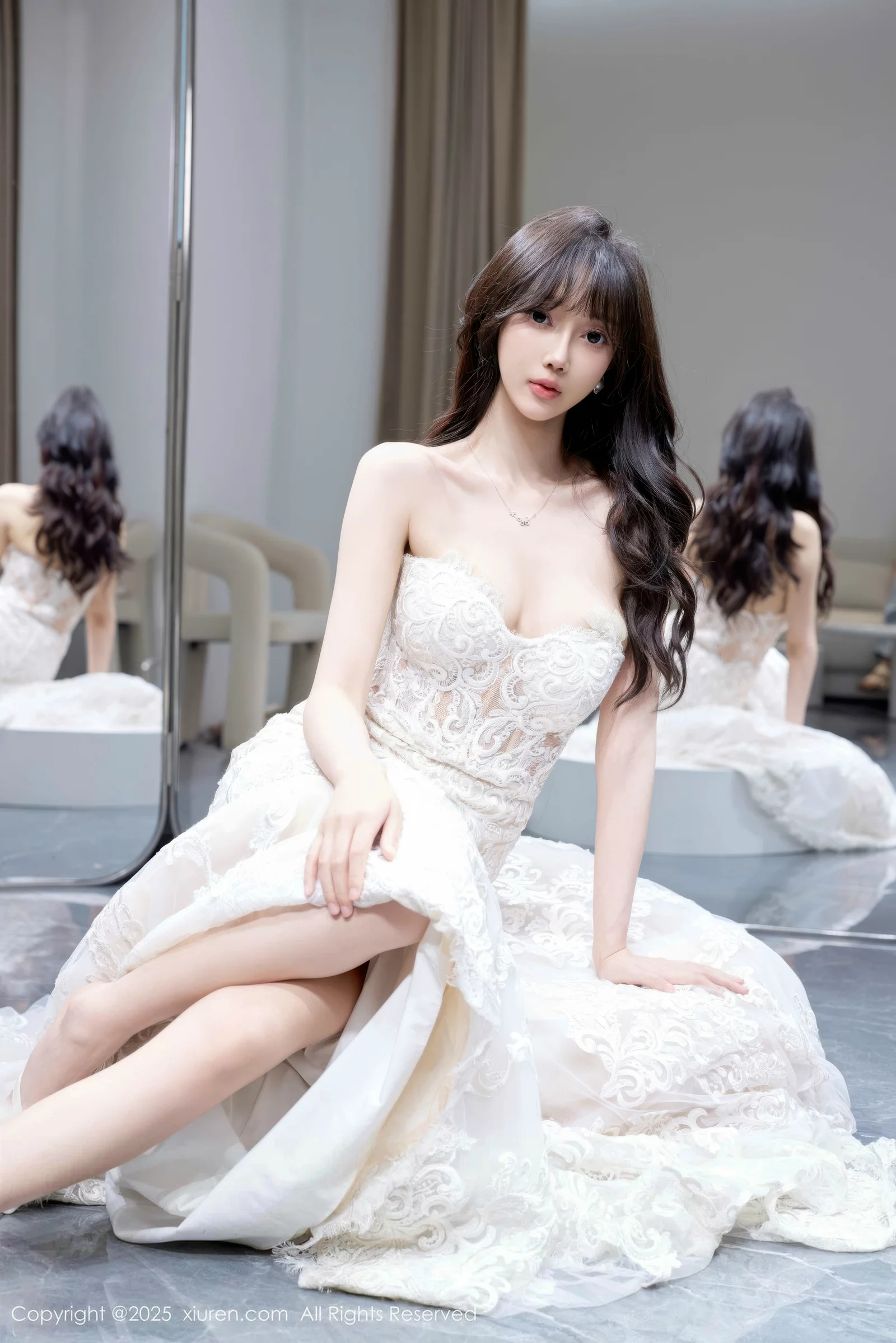 秀人集.com_[XiuRen秀人网]No.10663_模特玥儿玥er私房性感白色婚纱礼裙秀完美身材迷人诱惑写真58P