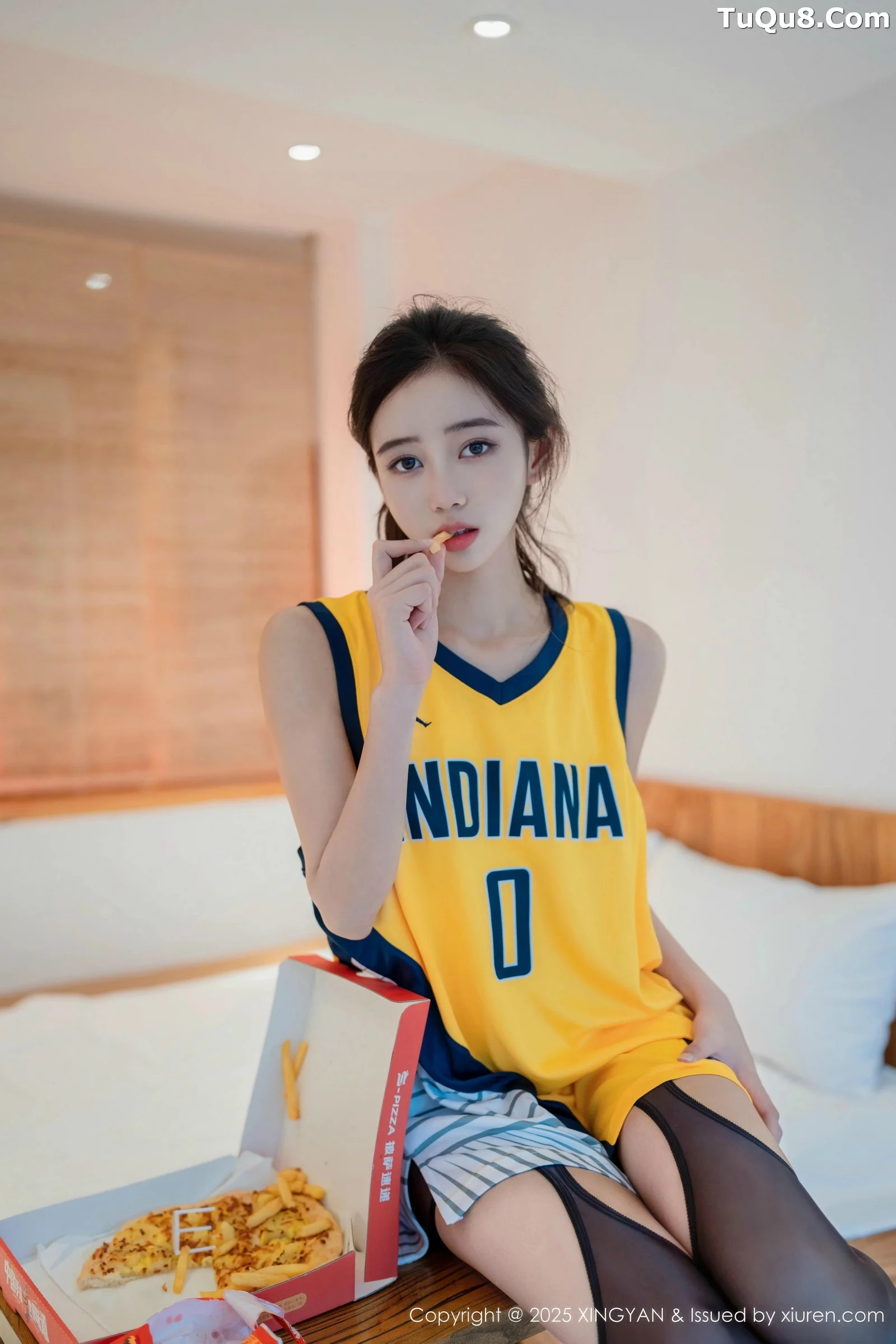 秀人集.com_[XINGYAN星颜社]VOL.386_模特时安安性感篮球服露白短T配黑丝吊袜秀柔美身段诱惑写真62P