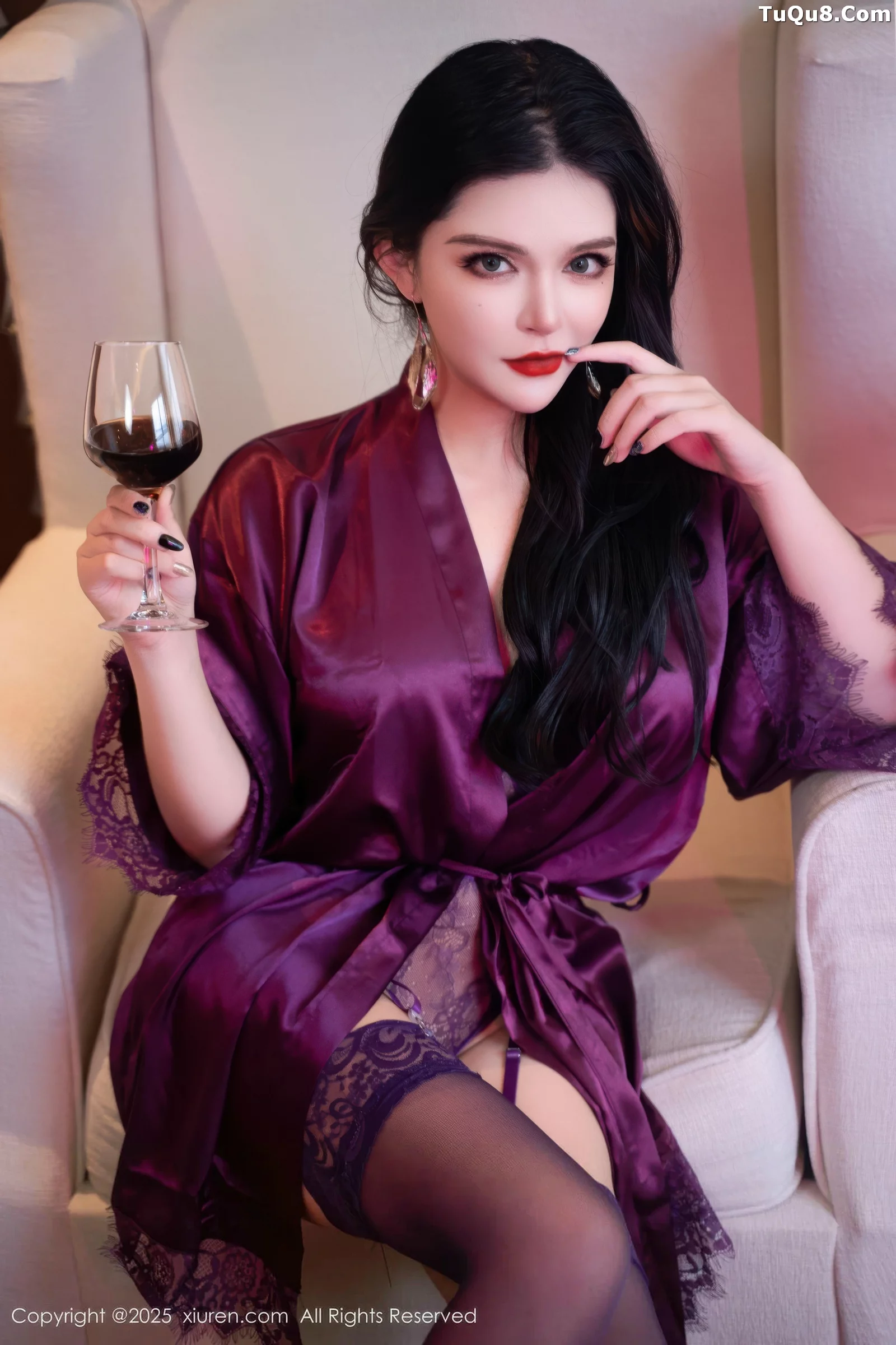 秀人集.com_[XiuRen秀人网]No.10700_模特伊丽莎有点白性感紫色睡袍露紫色情趣内衣秀豪乳诱惑写真60P