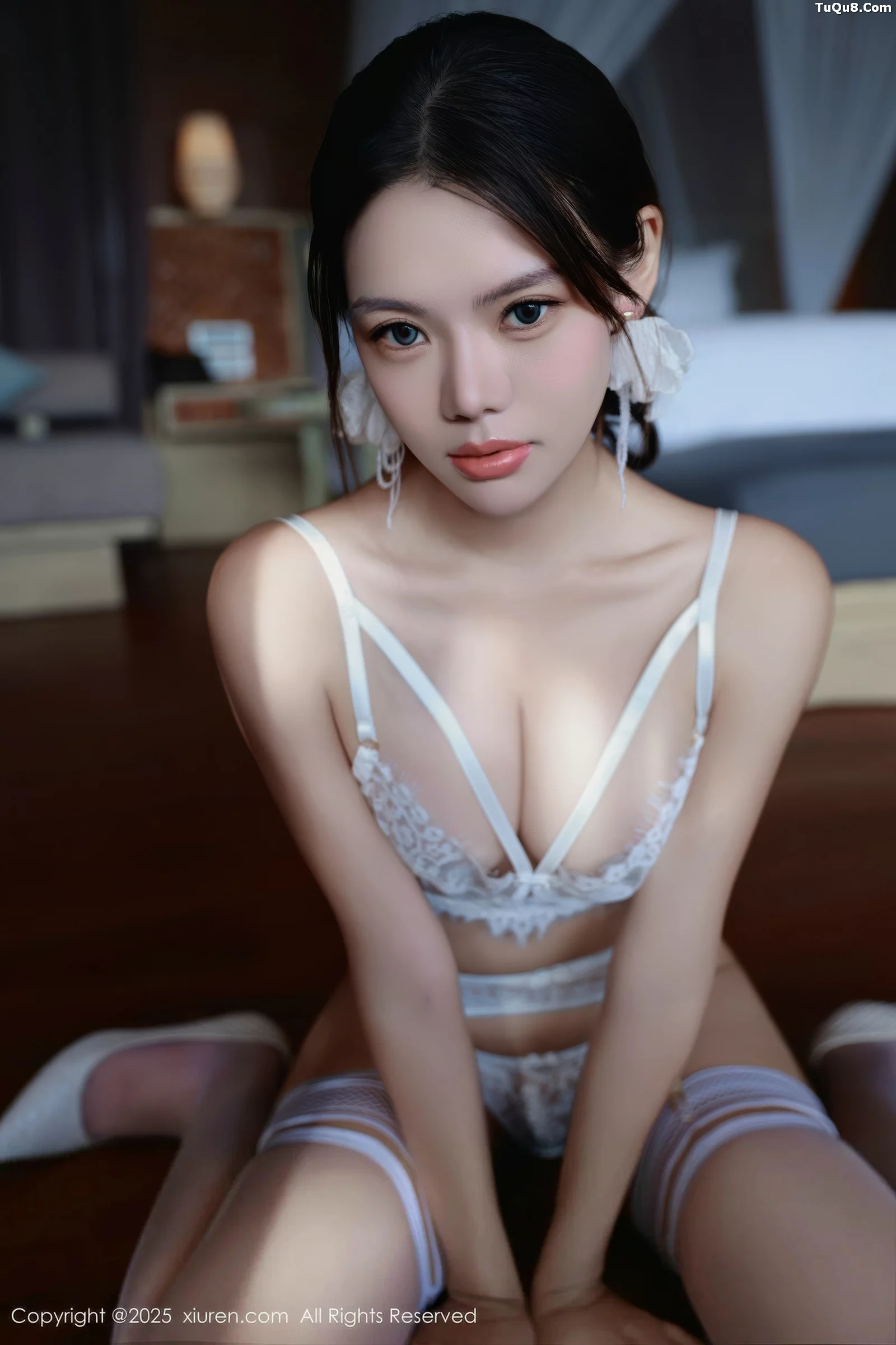 秀人集.com_[XiuRen秀人网]No.10721_模特叮当DD性感白色情趣服饰配白色丝袜秀完美身材诱惑写真77P