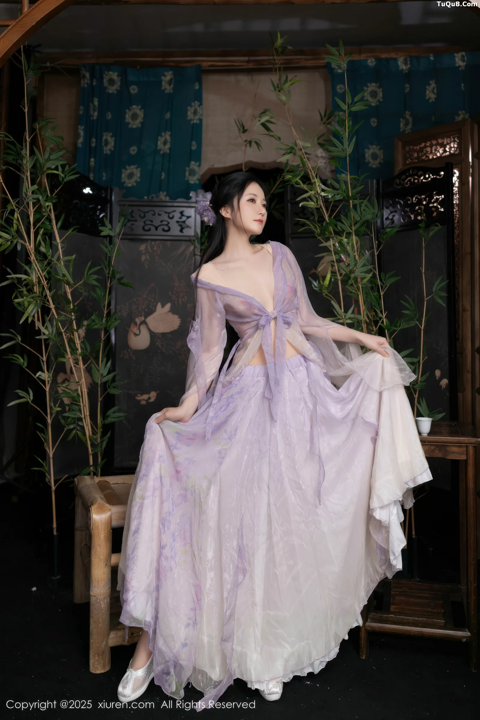 秀人集.com_[XiuRen秀人网]No.10737_模特鱼子酱Fish性感紫色连衣裙配白色丝袜秀曼妙身姿诱惑写真74P