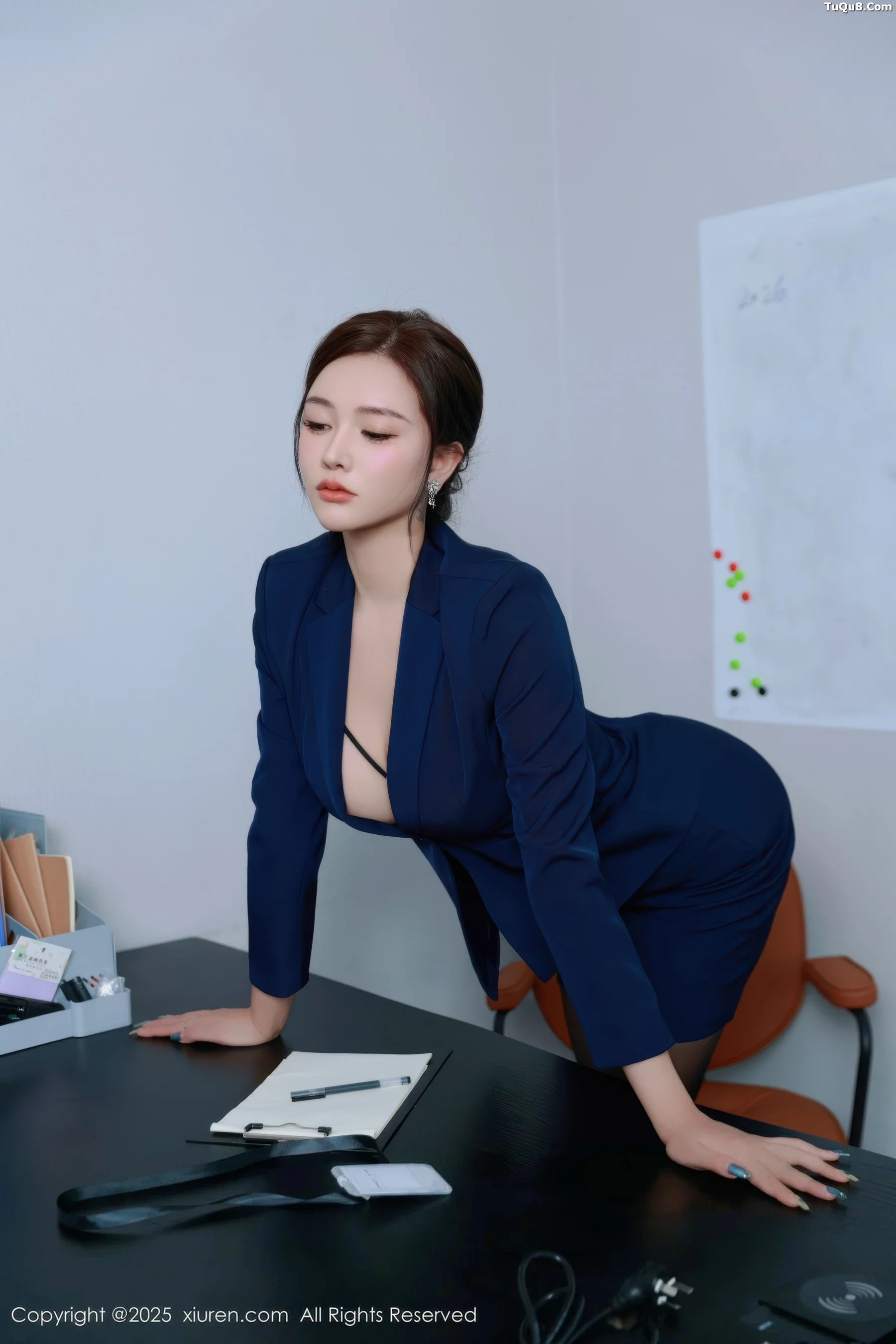 秀人集.com_[XiuRen秀人网]No.10751_模特娜比深色OL服饰露红色内衣配超薄黑丝秀凹凸身材诱惑写真75P