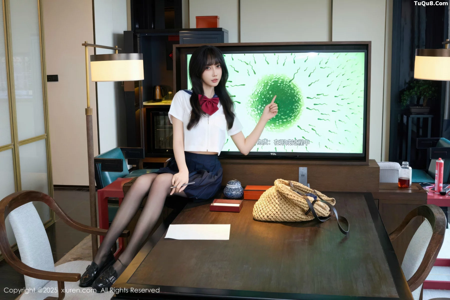 秀人集.com_[XiuRen秀人网]No.10766_模特玥儿玥er私房性感JK制服配超薄黑丝秀曼妙身姿迷人诱惑写真68P