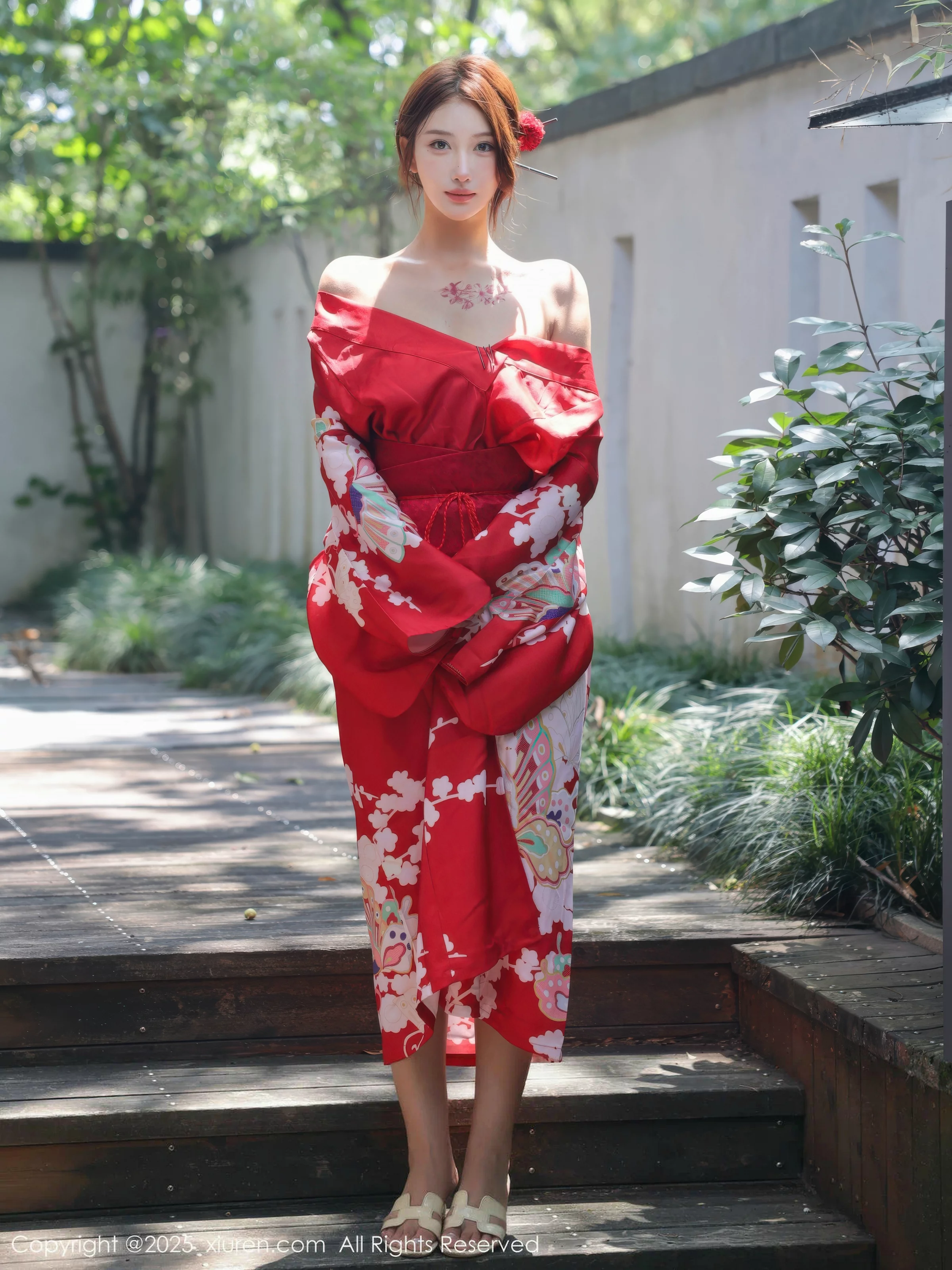 秀人集.com_[XiuRen秀人网]No.10683_模特金允希Yuki户外性感红色和服半脱秀完美身材惹火诱惑写真80P