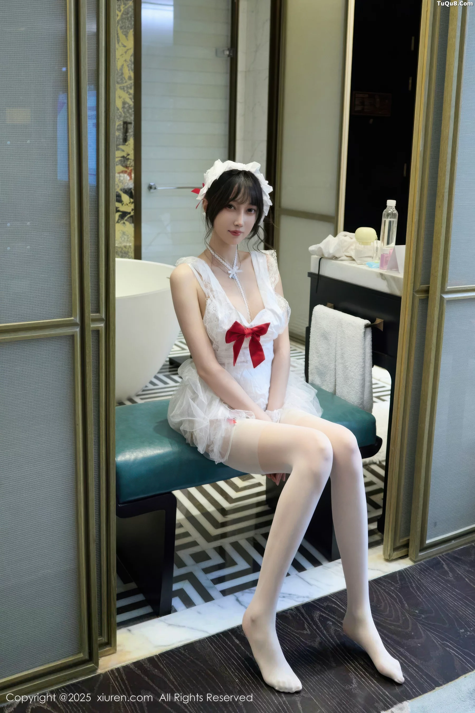 秀人集.com_[XiuRen秀人网]No.10827_模特玥儿玥er性感萝莉女仆装配白丝吊袜秀完美身材迷人诱惑写真64P