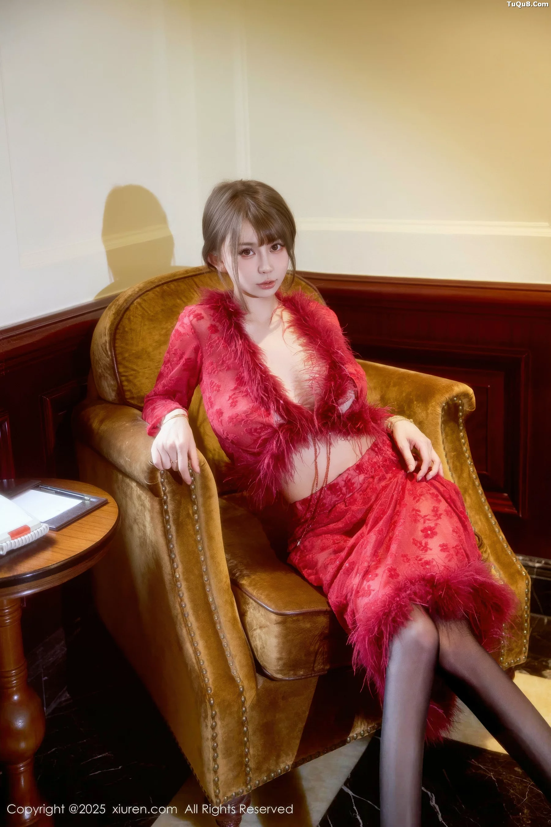 秀人集.com_[XiuRen秀人网]No.10848_模特Zoe柚柚性感红色复古服饰配超薄黑丝秀凹凸身材诱惑写真52P