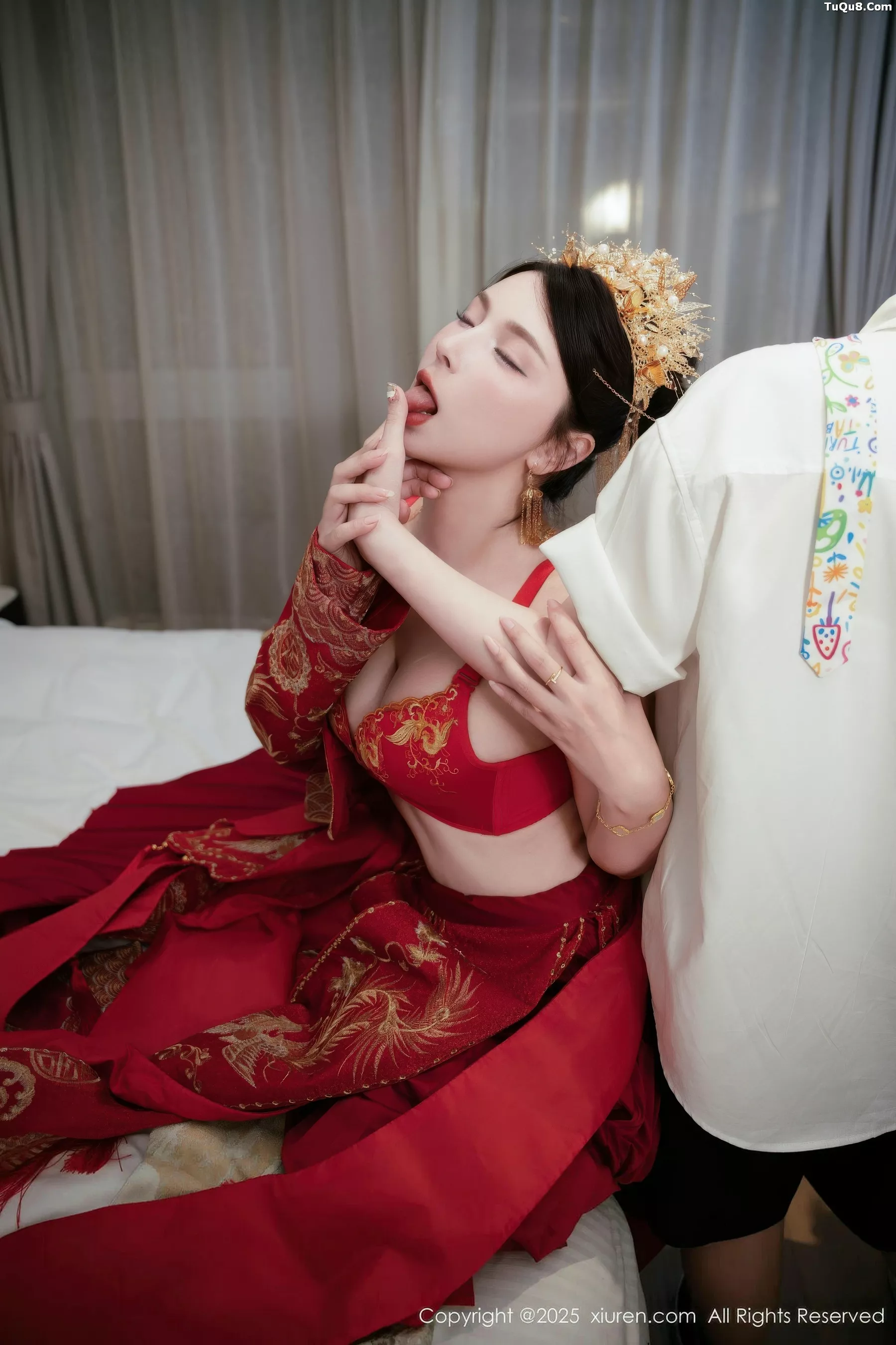 秀人集.com_[XiuRen秀人网]No.10865_模特小蛮妖Yummy性感红色新娘服配超薄黑丝秀完美身材诱惑写真66P