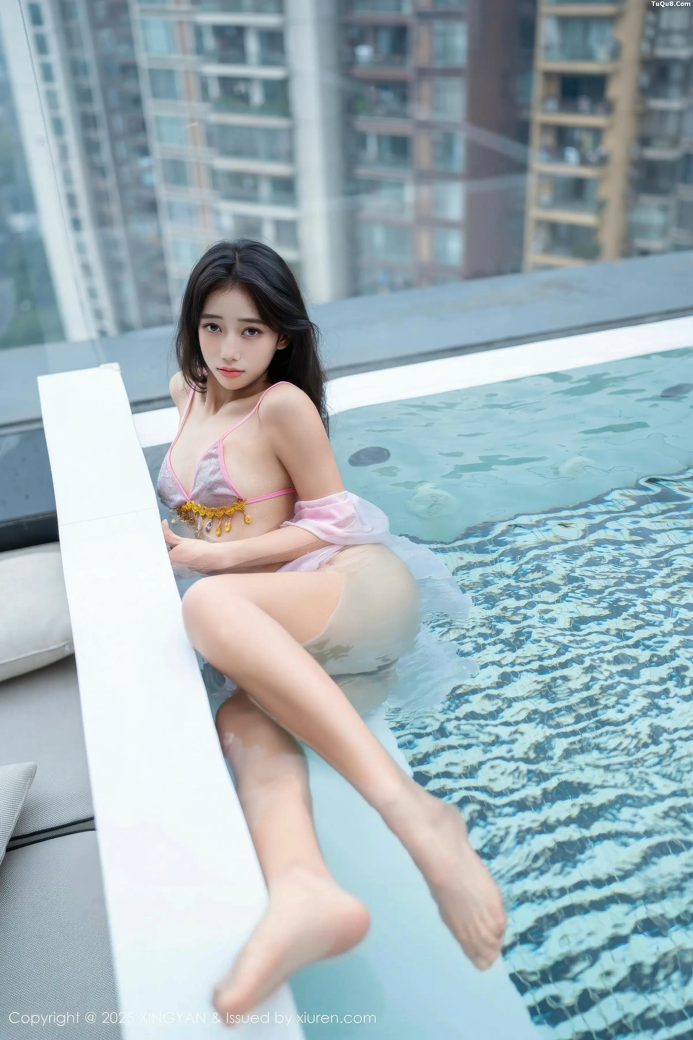 秀人集.com_[XINGYAN星颜社]VOL.430_模特时安安泳池性感紫色泳衣配超薄肉丝秀柔美身姿诱惑写真81P